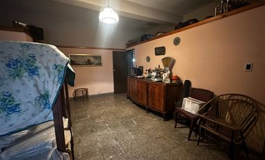 VENTA CASA 5 AMB MULTIFAMILIAR LANUS ESTE