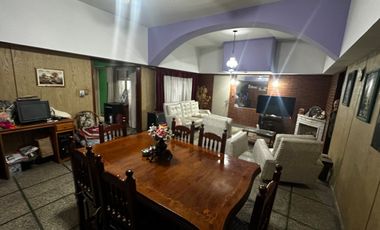 VENTA CASA 5 AMB MULTIFAMILIAR LANUS ESTE