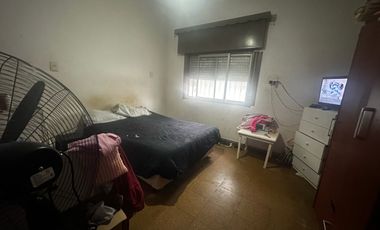 VENTA CASA 5 AMB MULTIFAMILIAR LANUS ESTE