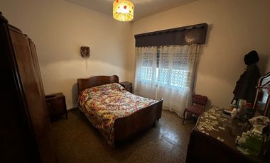 VENTA CASA 5 AMB MULTIFAMILIAR LANUS ESTE
