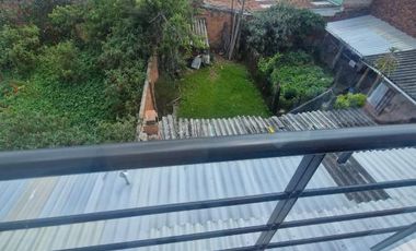 Casa en venta de 3 habitaciones en Tabio, Centro.