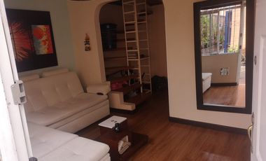 Casa en venta de 4 habitaciones en Bogotá, Gran Granada.