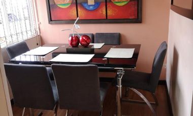 Casa en venta de 4 habitaciones en Bogotá, Gran Granada.