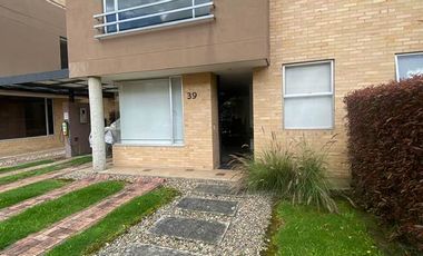 Casa en venta de 2 habitaciones con terraza en Chía, La balsa.