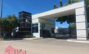 Casa en venta de 4 habitaciones con balcón en Flandes tolima, San francisco.