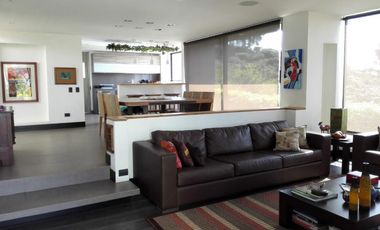 Casa lote en venta de 435m² con terraza en Tocancipá, Tocancipá.