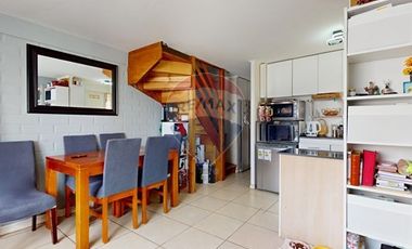 Casa equina en condominio