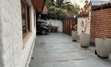 Casa en Arriendo en Excelente Sector de La Reina.