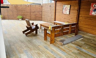 Casa en condominio de 4D+4B con moderno quincho