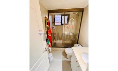Casa en condominio de 4D+4B con moderno quincho
