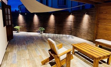 Casa en condominio de 4D+4B con moderno quincho