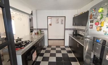 Casa en venta de 5 hab. en La Paz, Florencia