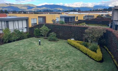 Casa en arriendo de 3 hab. en Serrato- Cota, Cota