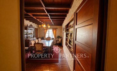 Amplia casa en arriendo con gran patio y terreno de 2.247 m²