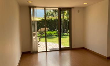 Casa en arriendo de 4 hab. en San Simón, Bogotá