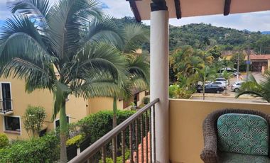 Casa en venta de 3 habitaciones con jardín en La Vega, Portal de La Vega.