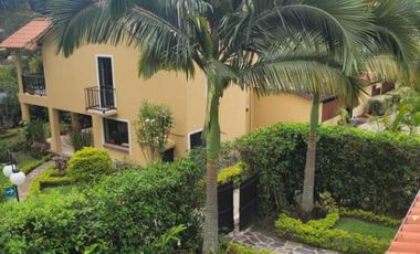 Casa en venta de 3 habitaciones con jardín en La Vega, Portal de La Vega.