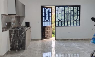 Casa lote en venta de 2.030m² en Silvania, Vereda san luis centro.