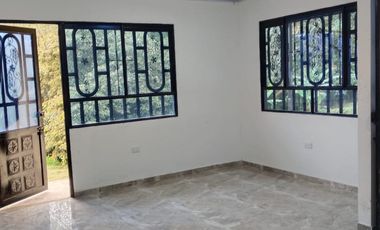 Casa lote en venta de 2.030m² en Silvania, Vereda san luis centro.