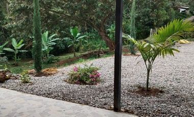 Casa lote en venta de 2.030m² en Silvania, Vereda san luis centro.