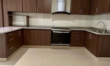 Casa en Renta en Lomas de Angelopolis, Puebla