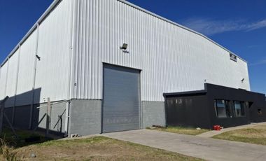 Depósito en Alquiler 1500 m2 - EBAPI PARQUE INDUSTRIAL