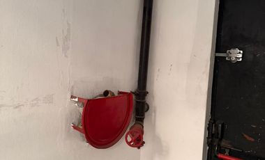 Depósito de 2300 m2 cubiertos en Villa Adelina