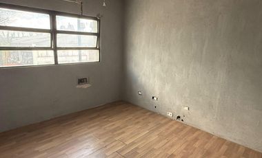 Depósito de 2300 m2 cubiertos en Villa Adelina