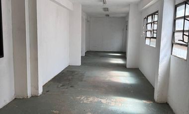 Depósito de 2300 m2 cubiertos en Villa Adelina