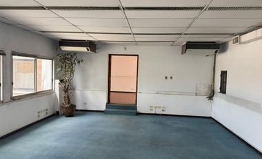 Depósito de 2300 m2 cubiertos en Villa Adelina