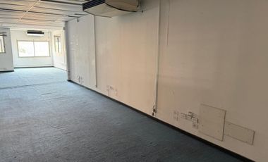 Depósito de 2300 m2 cubiertos en Villa Adelina
