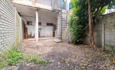 473 bis entre Camino G. Belgrano y 21 a City Bell - Departamento de 2 dormitorios en ALQUILER