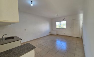 Alquiler Departamento 2 ambientes en complejo