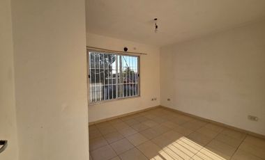 Alquiler Departamento 2 ambientes en complejo