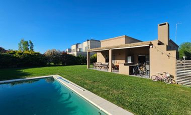 Casa de una planta con pileta en alquiler anual | Excelente lote | San Matías | Escobar