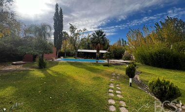 Quinta en  Villa Tacu - Zonda