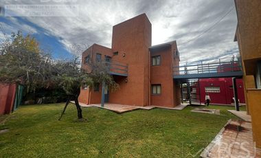 Quinta en  Villa Tacu - Zonda