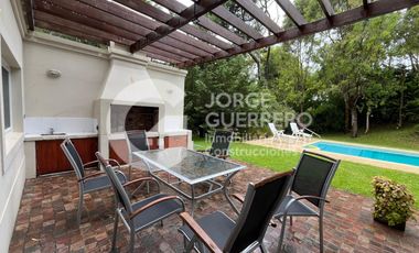 Casa en Carilo