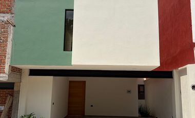 Casa en venta en Finca de las Ánimas – Habitación en planta baja y roof garden