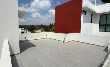 Casa en venta en Finca de las Ánimas – Habitación en planta baja y roof garden