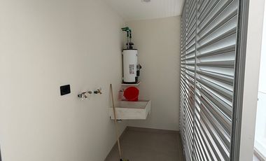 Casa en venta en Finca de las Ánimas – Habitación en planta baja y roof garden