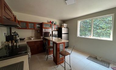 CASA SOLA CON USO DE SUELO COMERCIAL