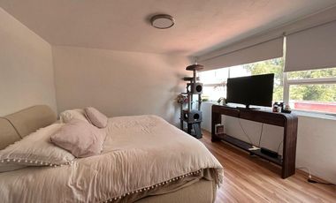 CASA SOLA CON USO DE SUELO COMERCIAL