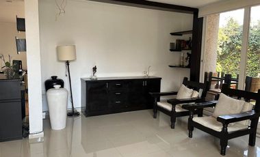 CASA SOLA CON USO DE SUELO COMERCIAL