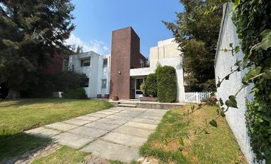 CASA SOLA CON USO DE SUELO COMERCIAL