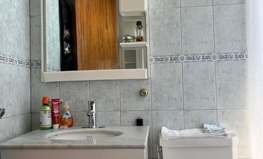 CASA SOLA CON USO DE SUELO COMERCIAL