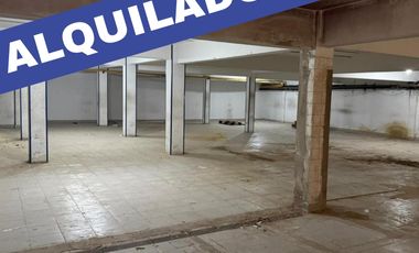 Depósito de 533 m2 cubiertos en Florida
