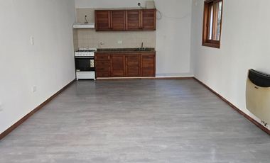 Casa 3 Dormitorio en alquiler- Rosario- Barrio Hostal del Sol