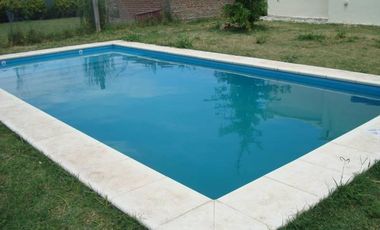 Casa 3 Dormitorio en alquiler- Rosario- Barrio Hostal del Sol