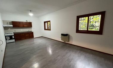 Casa 3 Dormitorio en alquiler- Rosario- Barrio Hostal del Sol